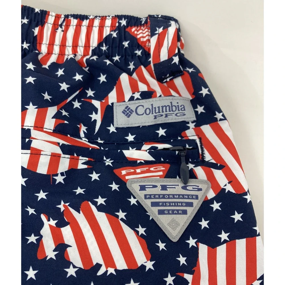 Columbia PFG Super Backcast Water‎ Shorts Patriotic Fish Pattern Men's Small NWT